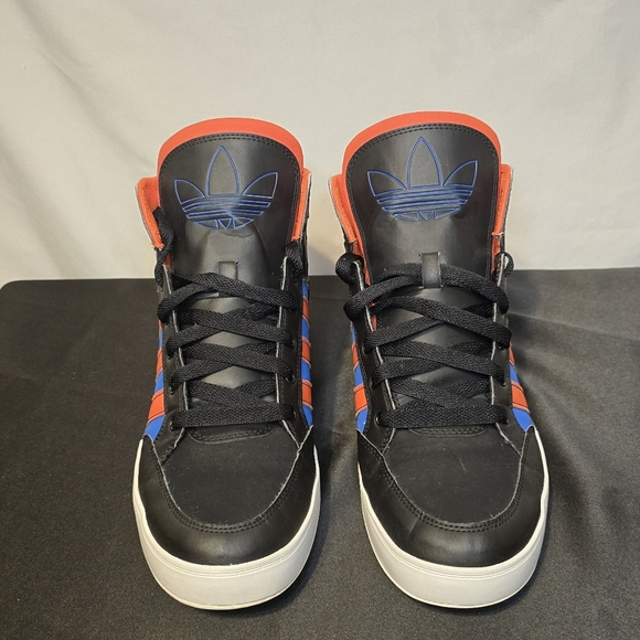 Adidas Black and Blue Sneakers with Padded Collar - Picture 2 of 8